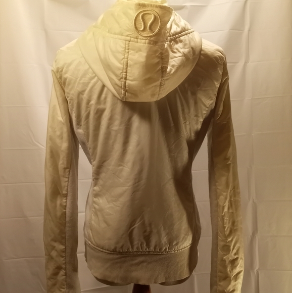 Lululemon Athletica Jacket - Picture 5 of 7